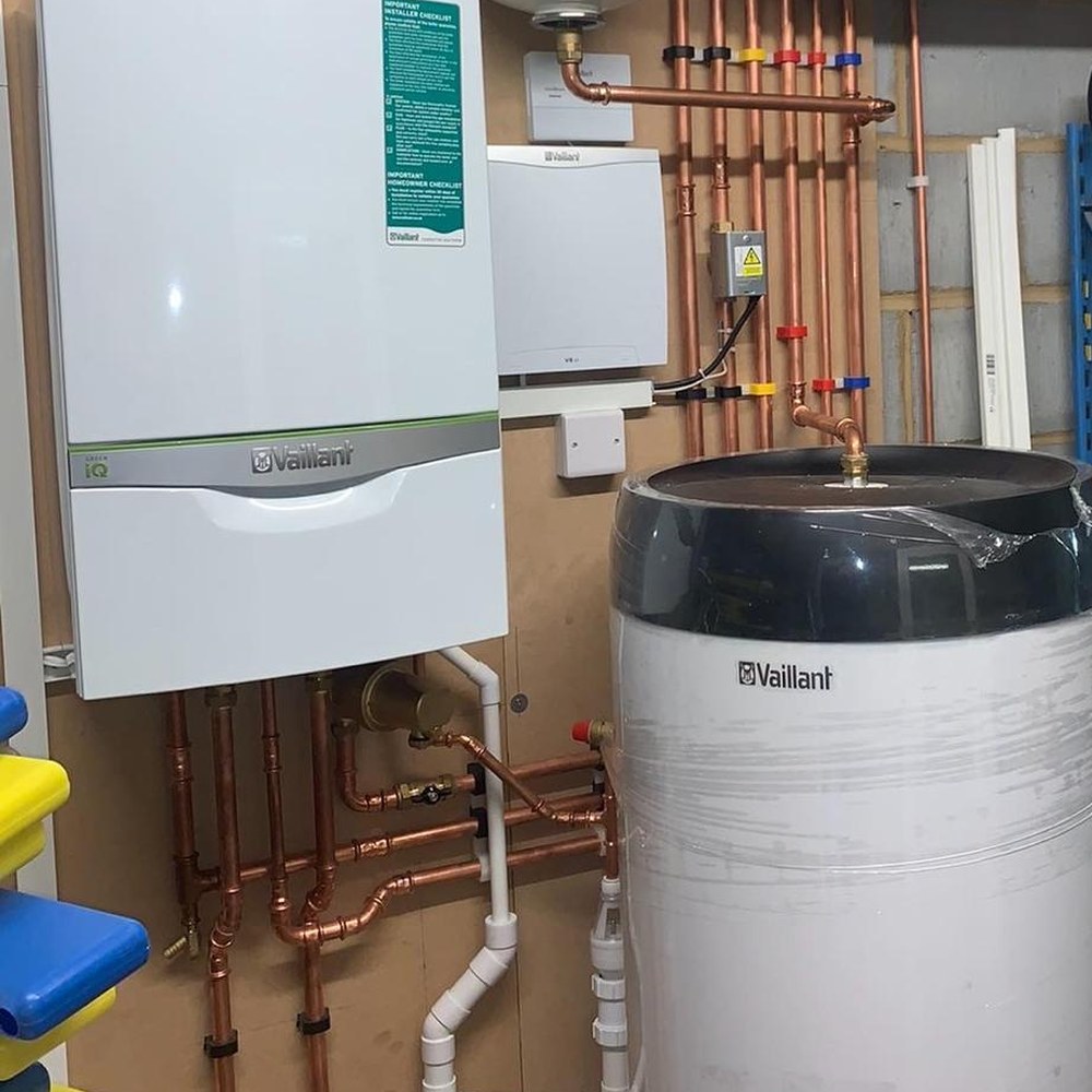 Vaillant boiler and cylinder